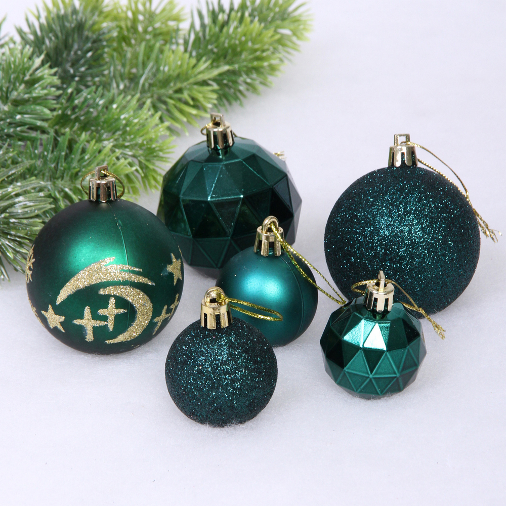 Набор шаров «Winter shine» 6 см + 4 см (24 предмета), Изумруд