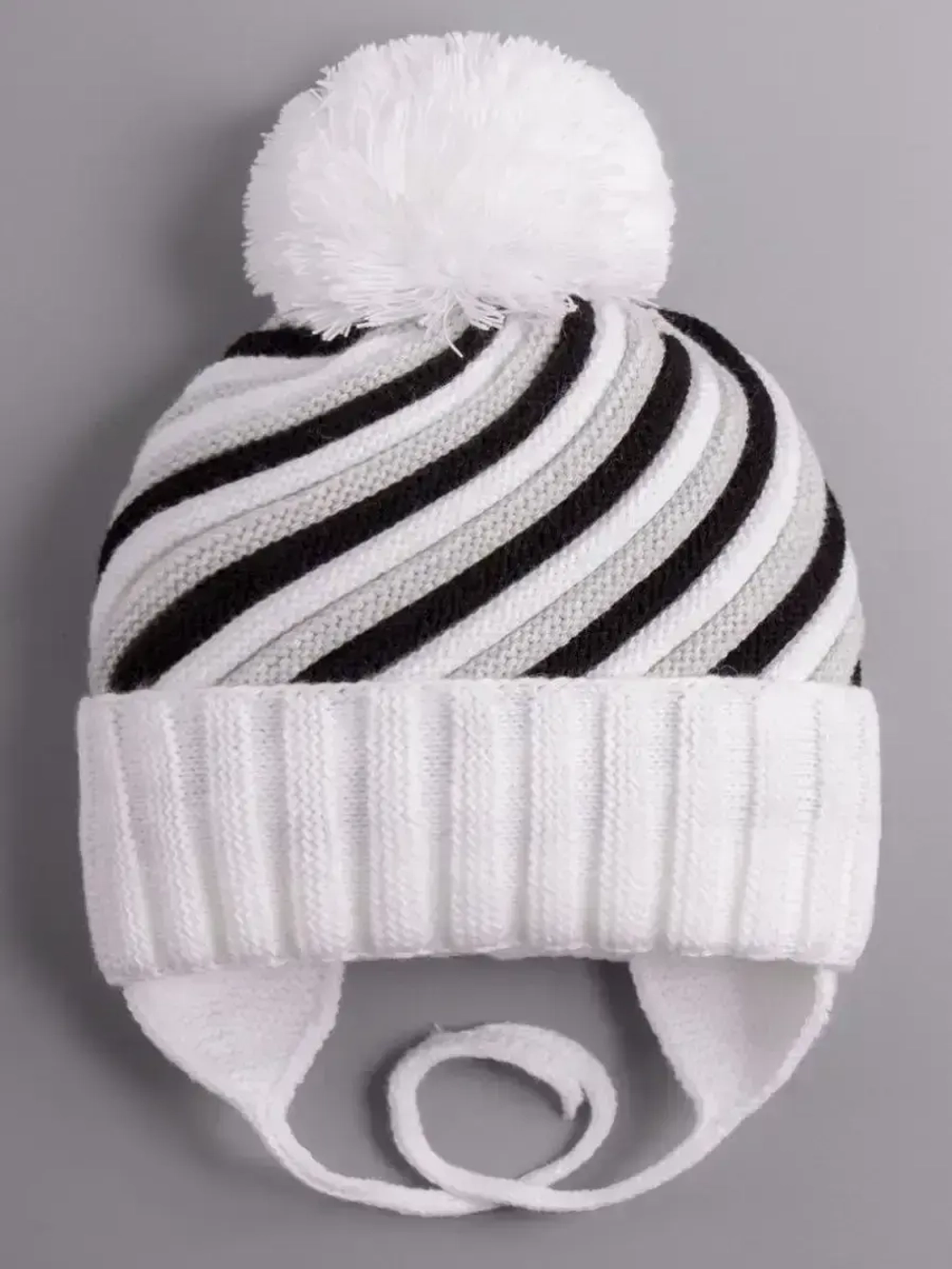 Шапка вязаная зимняя для детей