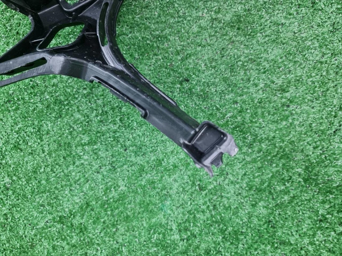 Кронштейн бампера Mercedes GLC X253 (19-22) AMG