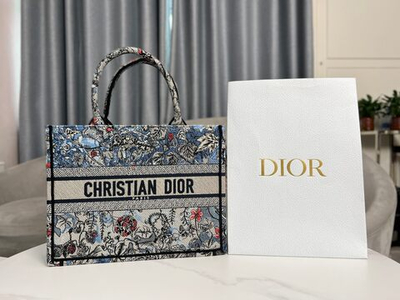 Christian Dior Book Tote 36 cm
