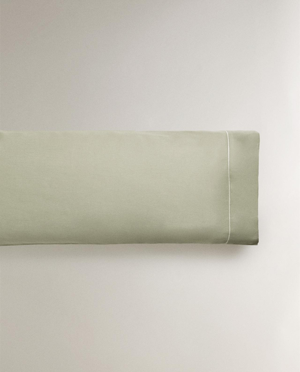 Zara Home - Атласная наволочка с подолом (300 нитей) 50x75 см