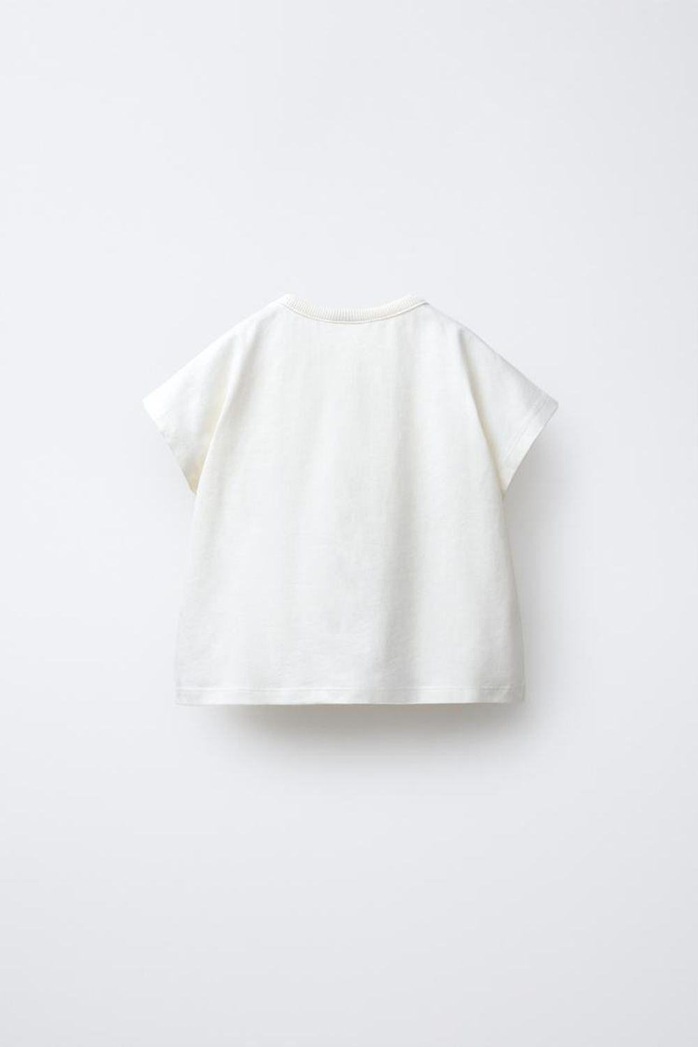 ZARA ФУТБОЛКА С КРУЖЕВОМ КРОШЕ, ЭКРЮ