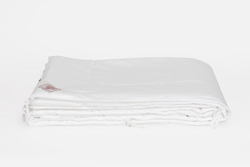 Одеяло всесезонное облегченное 200х200 German Grass Alliance Silk