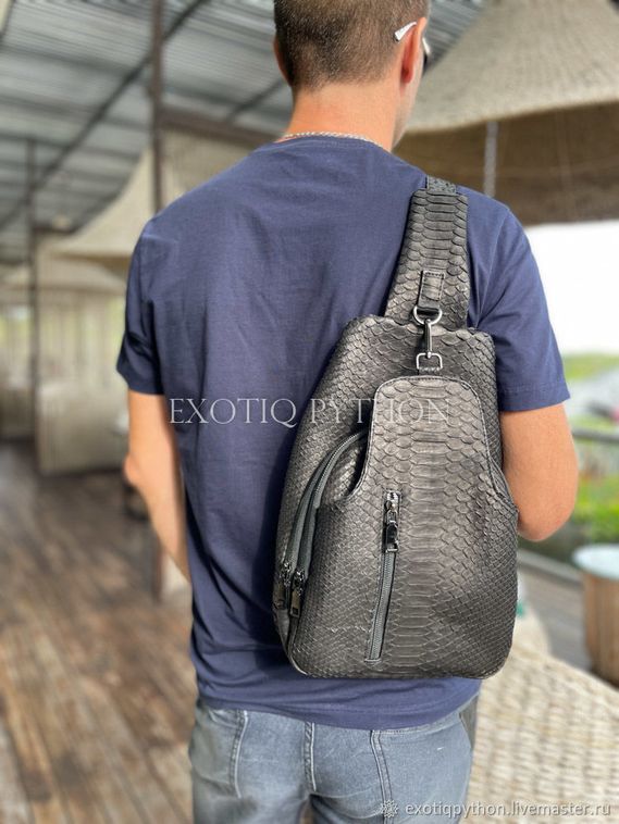 Сумка-слинг из кожи питона BG-416