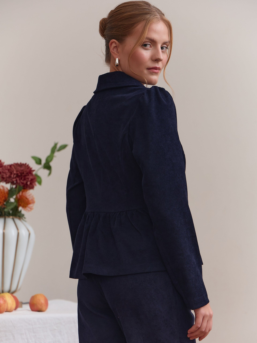 Жакет вельвет укороченный