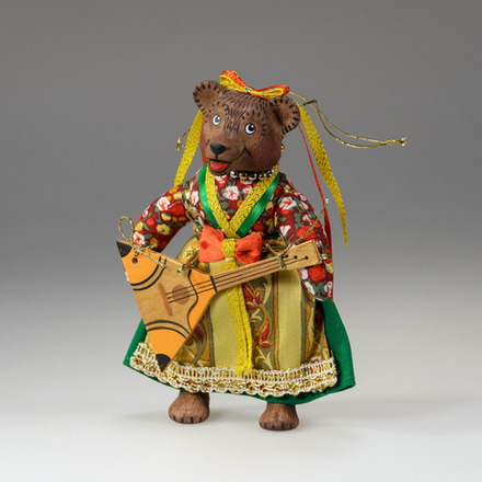 Ёлочная игрушка Медведица "Маша"  с балалайкой