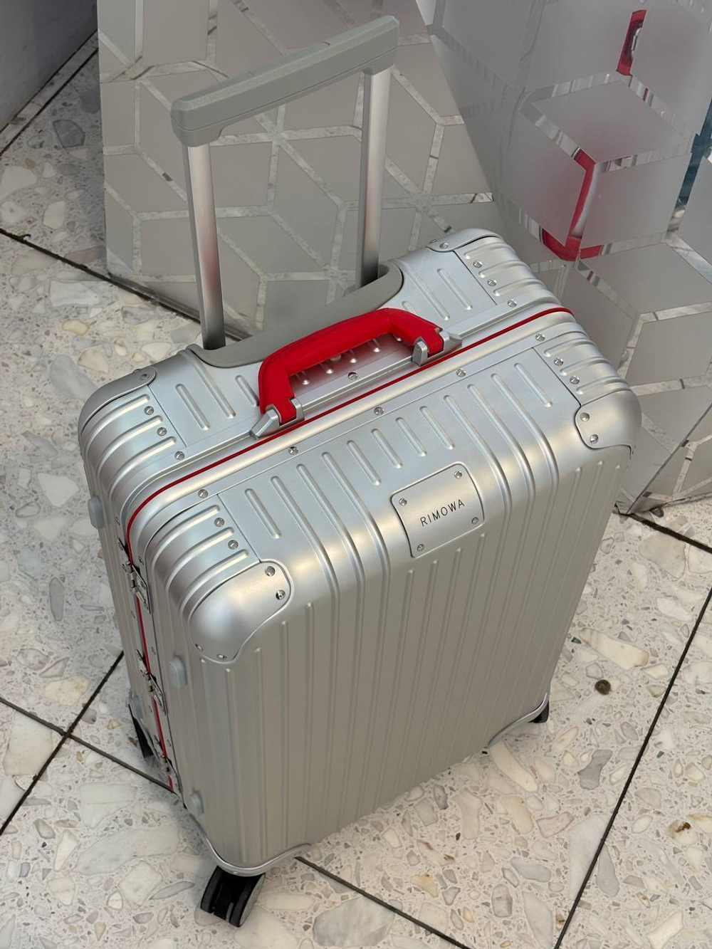 Чемодан Rimowa