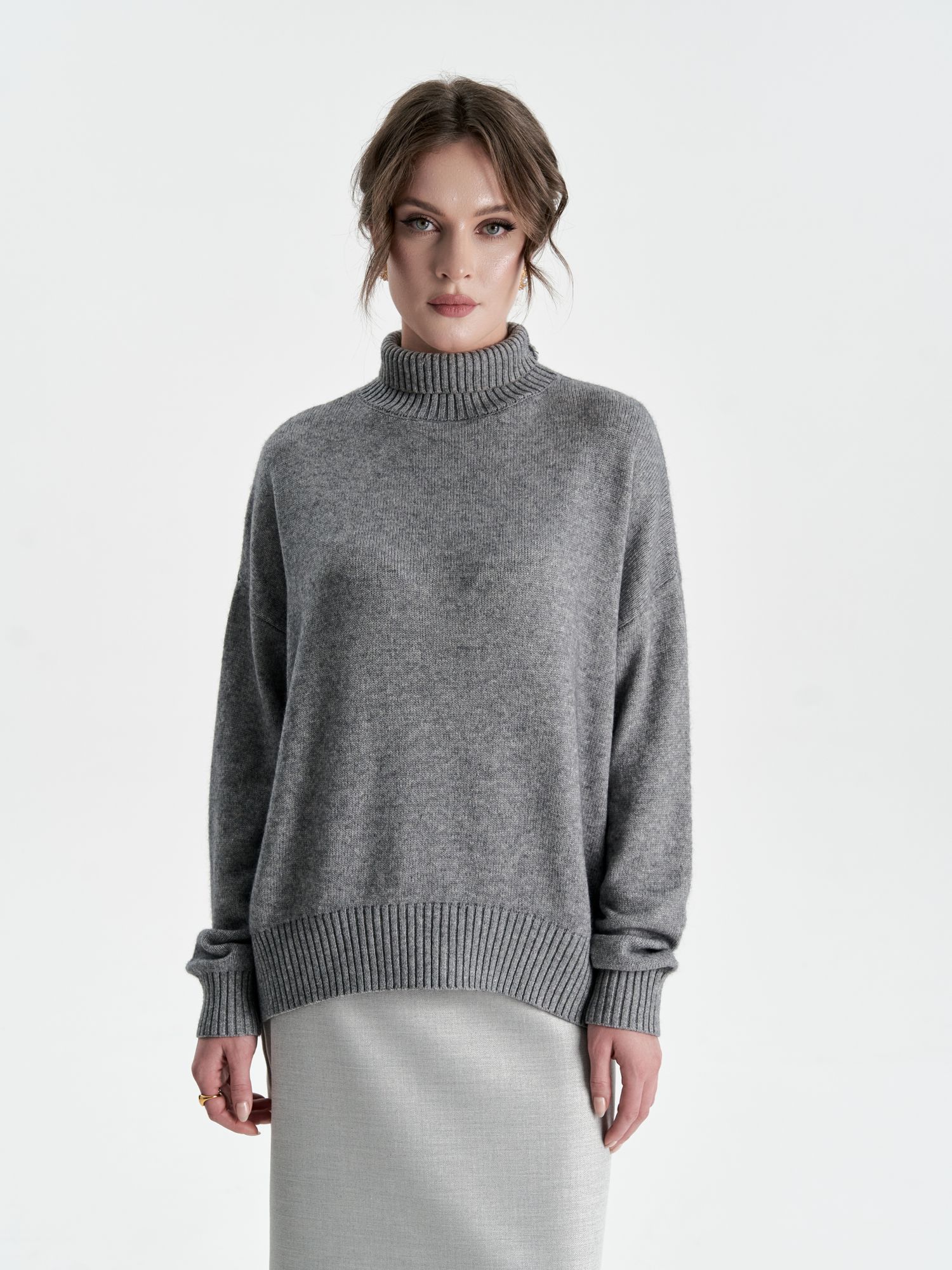 Свитер из мериноса и кашемира с горлом