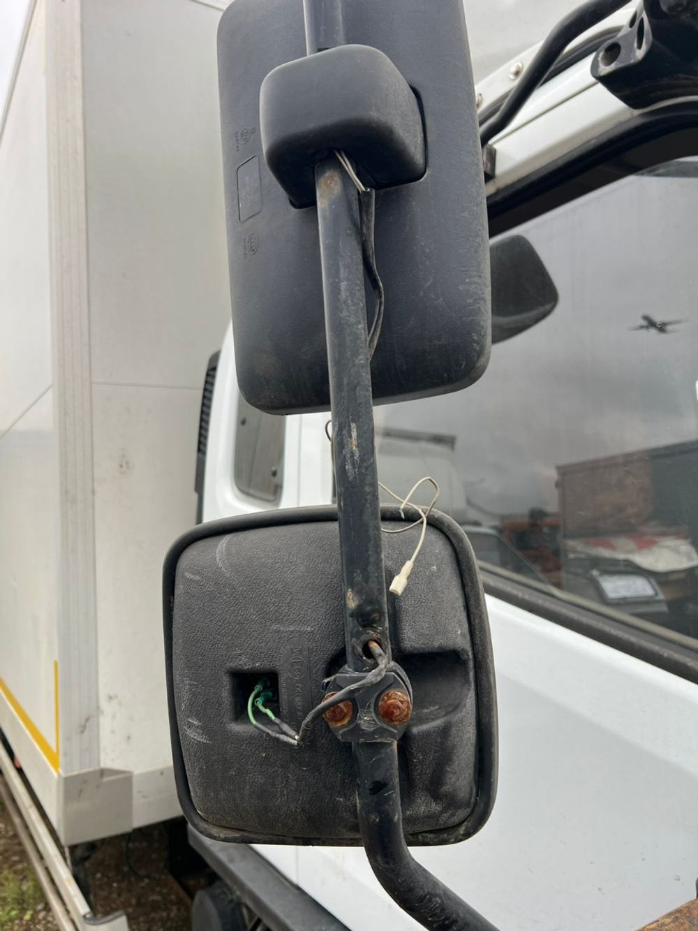 DongFeng C120 Изотермический/рефрижератор 4749DT (Рефрижератор, дизельный, 3.8 л, 166 л.с. МТ)