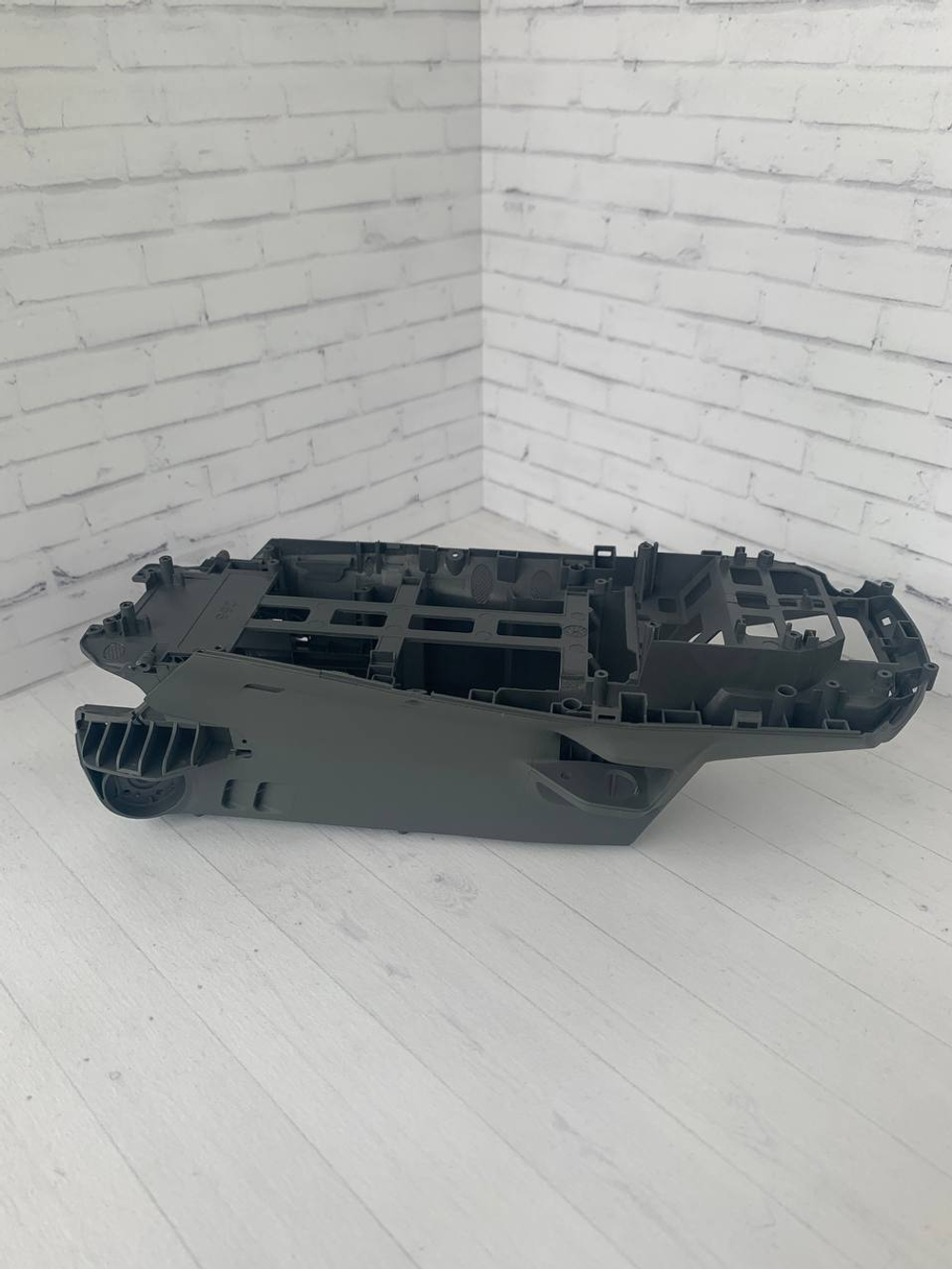 DJI Mavic 3 Pro/3T Средняя корпусная часть