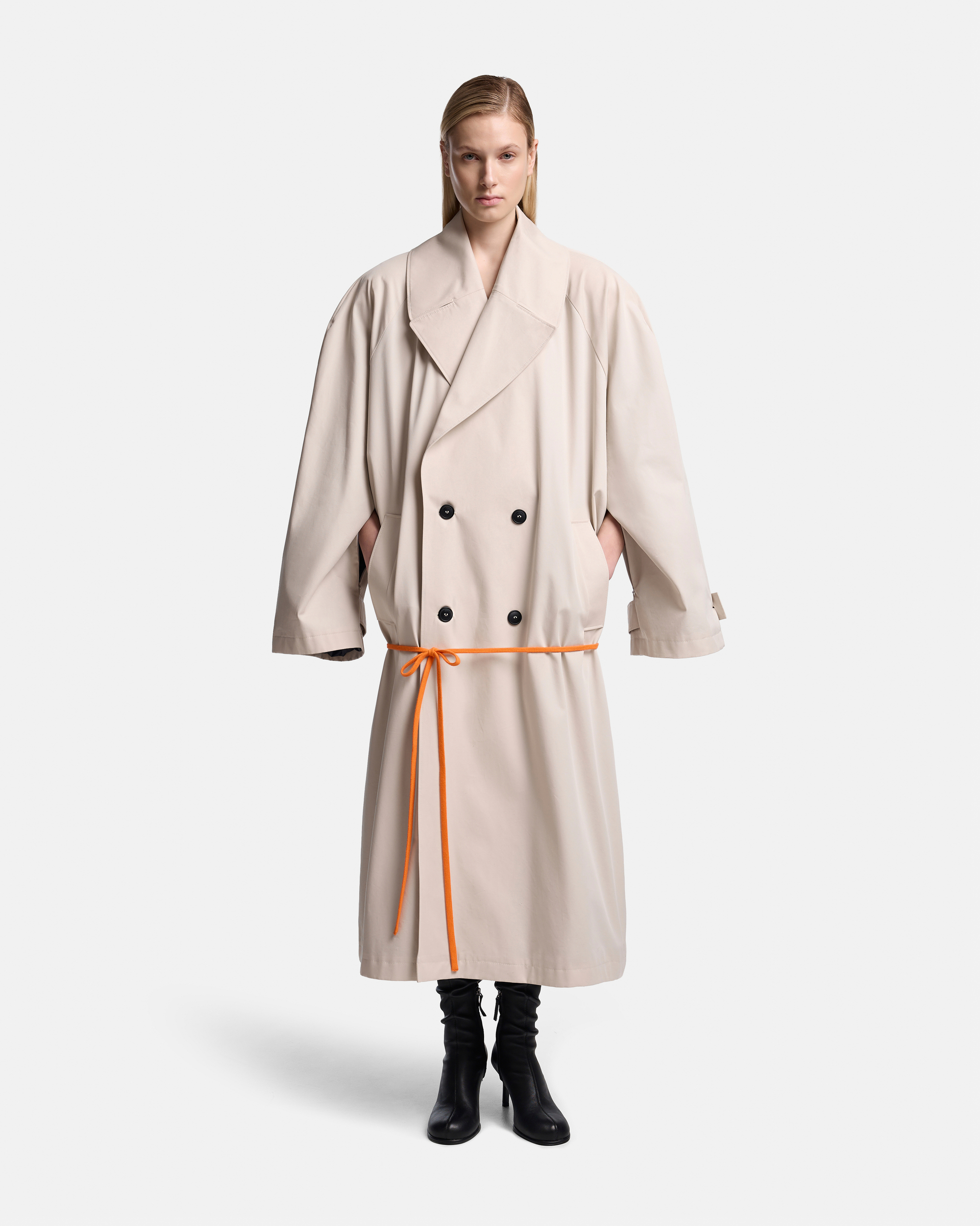 ТРЕНЧ-КЕЙП О СИЛУЭТА