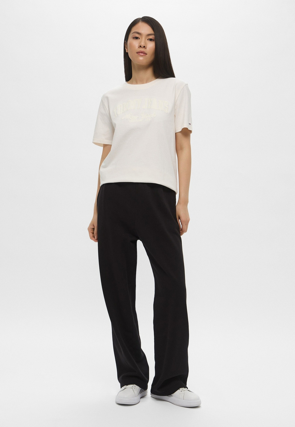 Футболка женская TOMMY JEANS TJW RLX GMD VARSITY