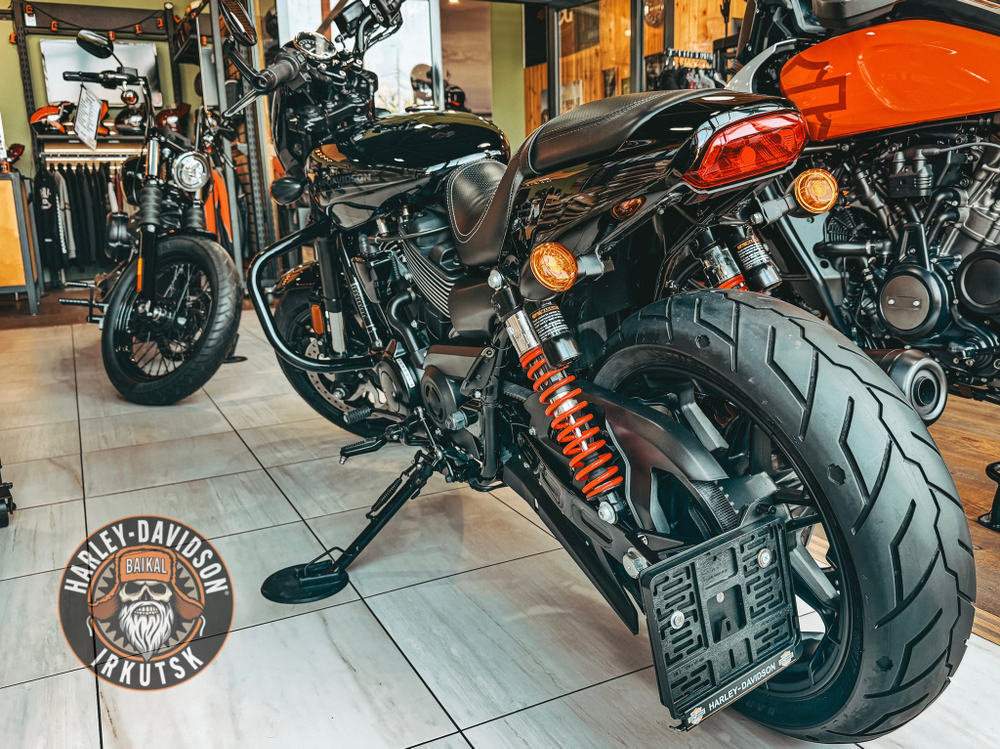 Мотоцикл Harley-Davidson® Street Rod
