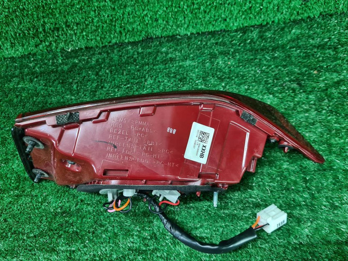 Фонарь левый внутренний Hyundai Solaris 2 (2017-н.в.)