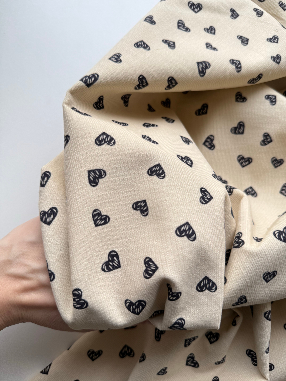 Микровельвет 100% хлопок Чёрные сердечки