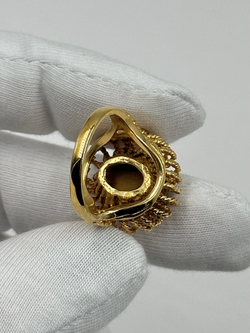 Кольцо с коричневым кабошоном