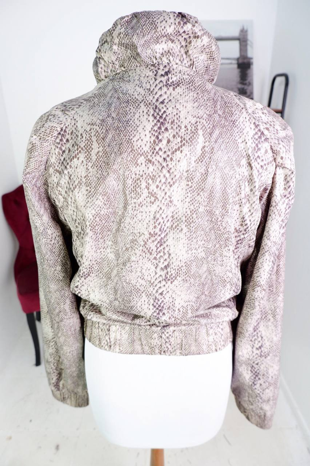 Куртка Neohit оригинальная, маркировка XL, визуально на 50 размер