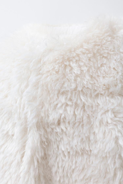 ZARA КУРТКА ИЗ ИСКУССТВЕННОГО МЕХА, БЕЛЫЙ