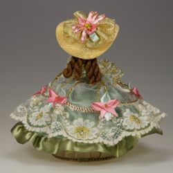 Кукла-шкатулка Барышня в пышном платье