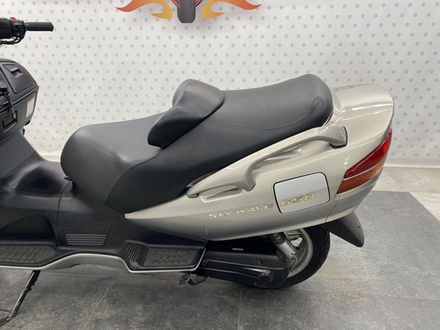 Suzuki Skywave 650 , 2002