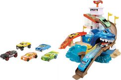 Hot Wheels Игровой набор "Атака акулы"