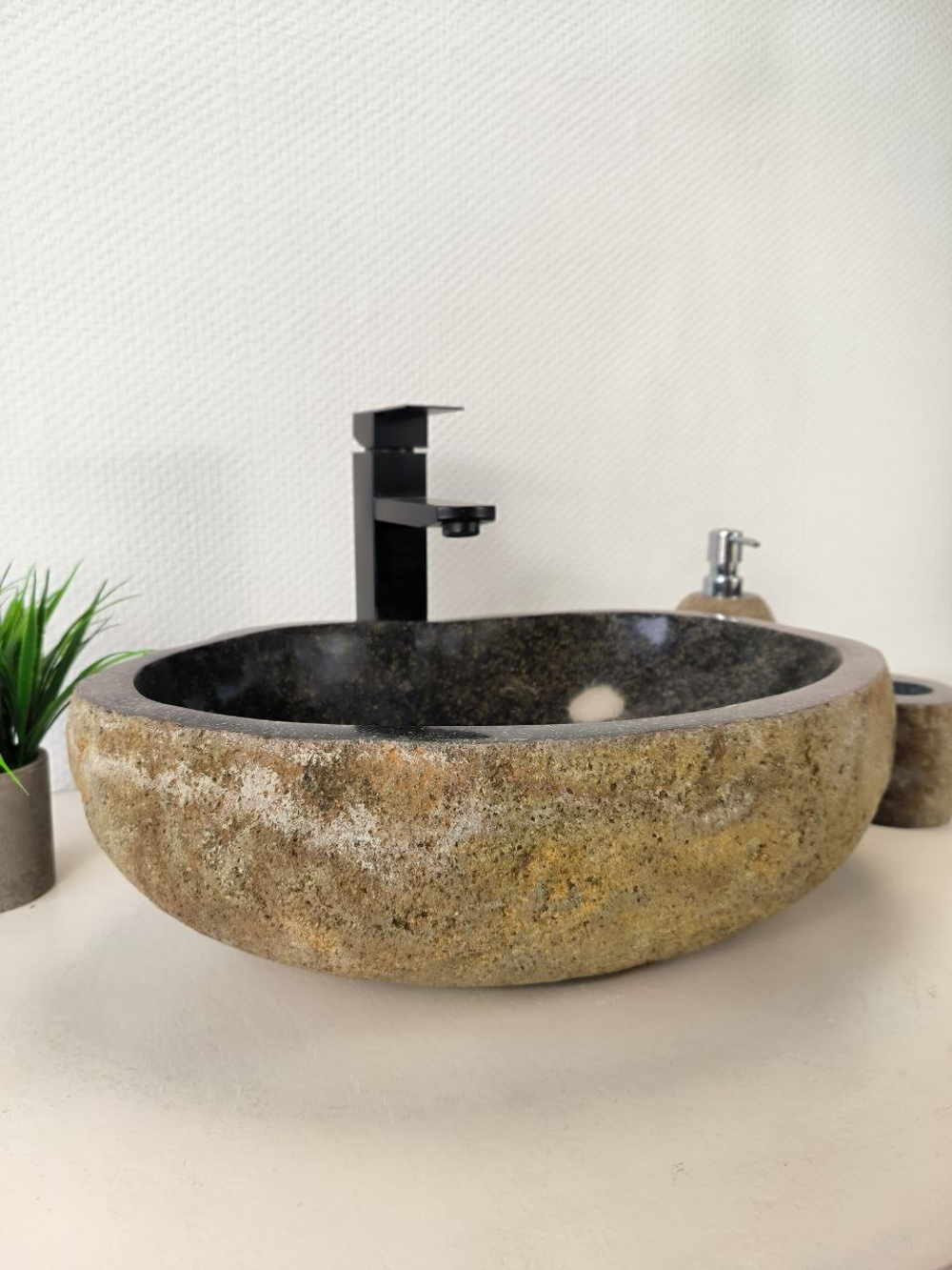 Раковина из речного камня RS-65995 46х33х15 из натурального камня