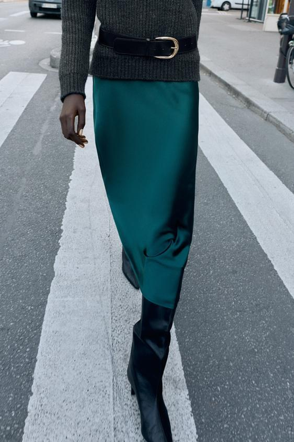 ZARA АТЛАСНАЯ ЮБКА МИДИ, УТИНО-ЗЕЛЕНЫЙ