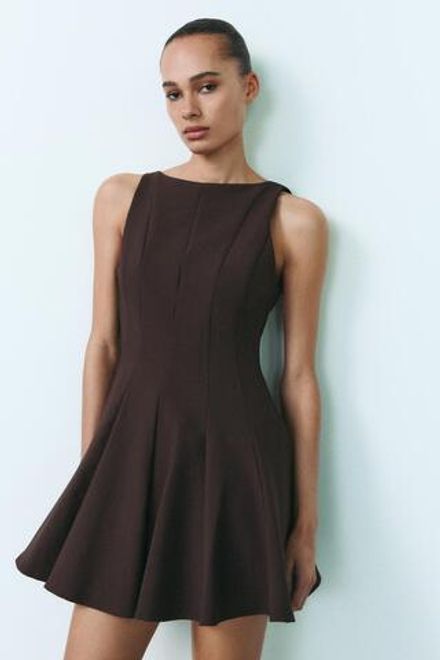 ZARA КОРОТКОЕ ПЛАТЬЕ С РАСКЛЕШЕННОЙ ЮБКОЙ, ИЕМНО-КОРИЧНЕВЫЙ