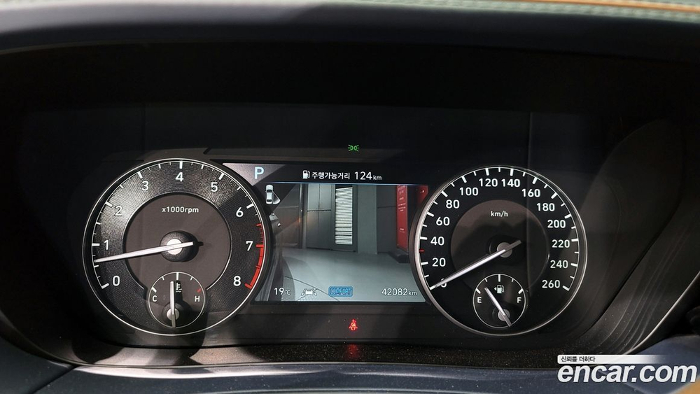 Genesis G90 5.0 AWD (04.2020)