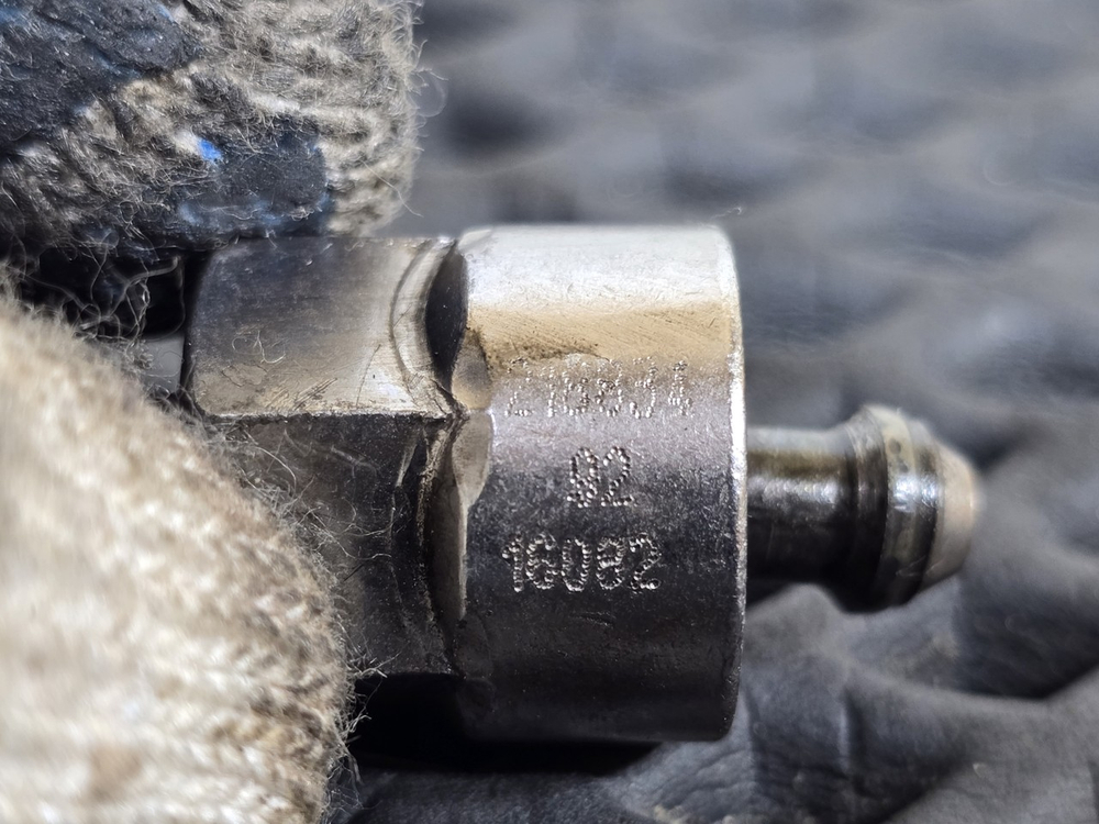 Трубка топливная