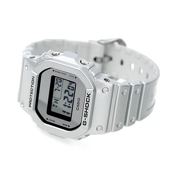 Наручные часы Casio DW-5600FF-8E