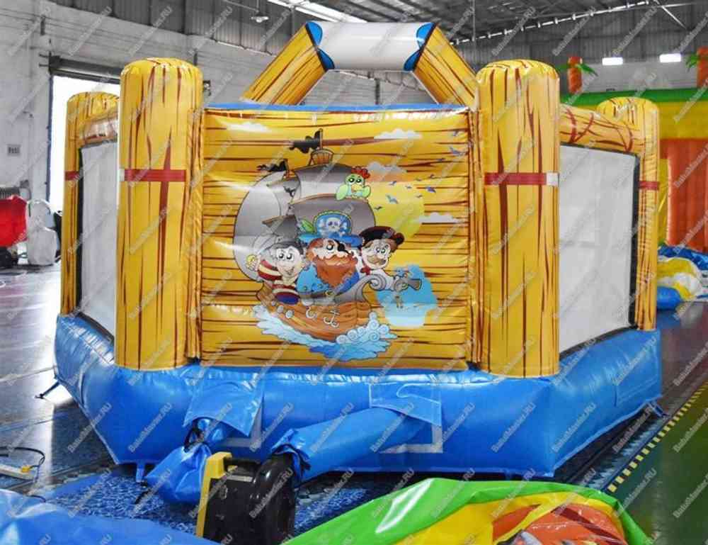 Коммерческий надувной батут "Весёлый пират"