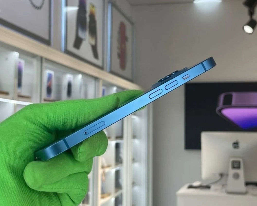 iPhone 13, 128 ГБ б/у