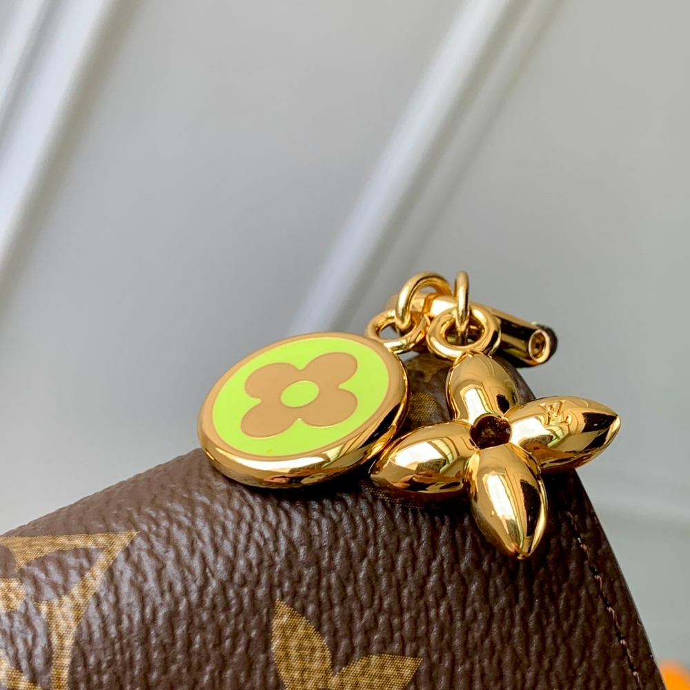 Louis Vuitton Charms Pocket Wallet