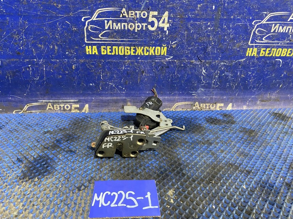 Замок двери передней правой SUZUKI WAGON R 2003