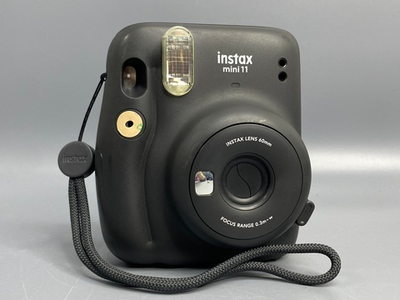 FujiFilm Instax Mini 11