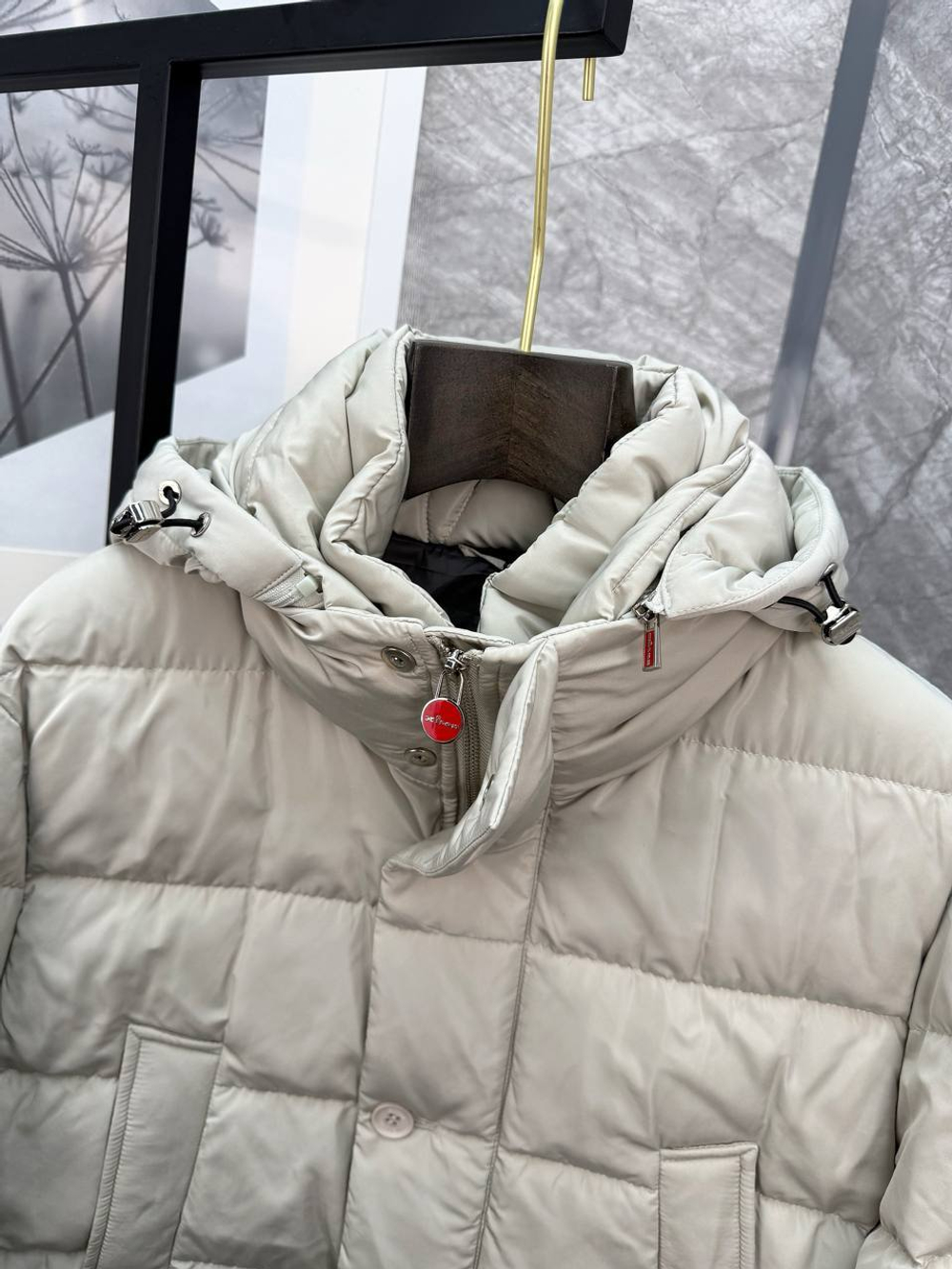 Пуховик Kiton