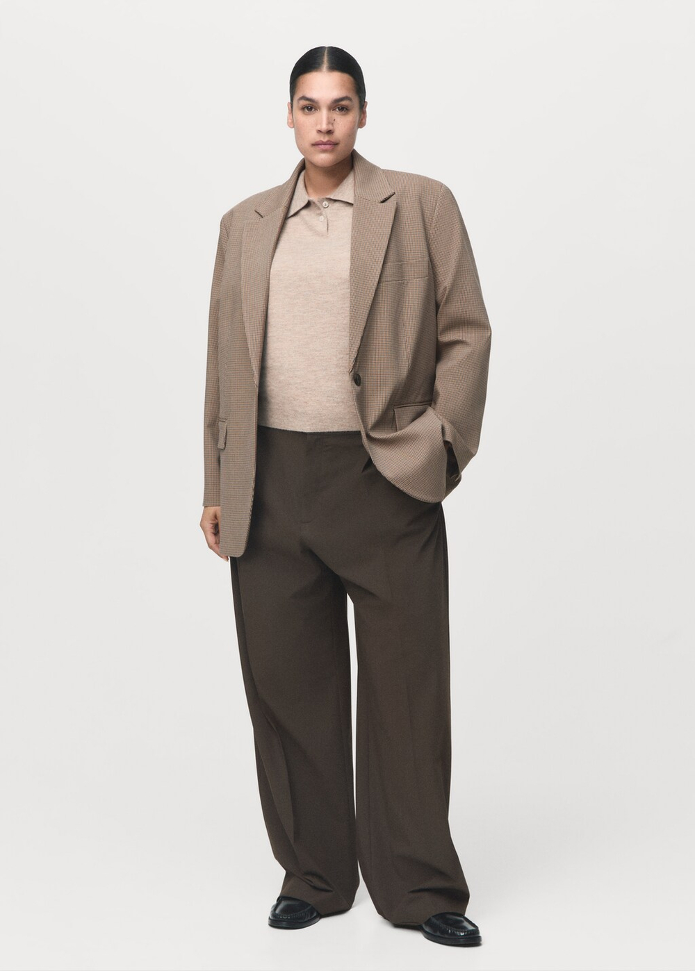 Прямой блейзер с карманами с клапанами