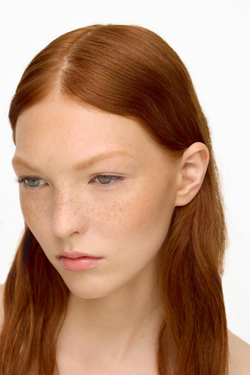 ZARA БРОНЗИРУЮЩИЙ БАЛЬЗАМ SUNREAL, КОРИЧНЕВЫЙ