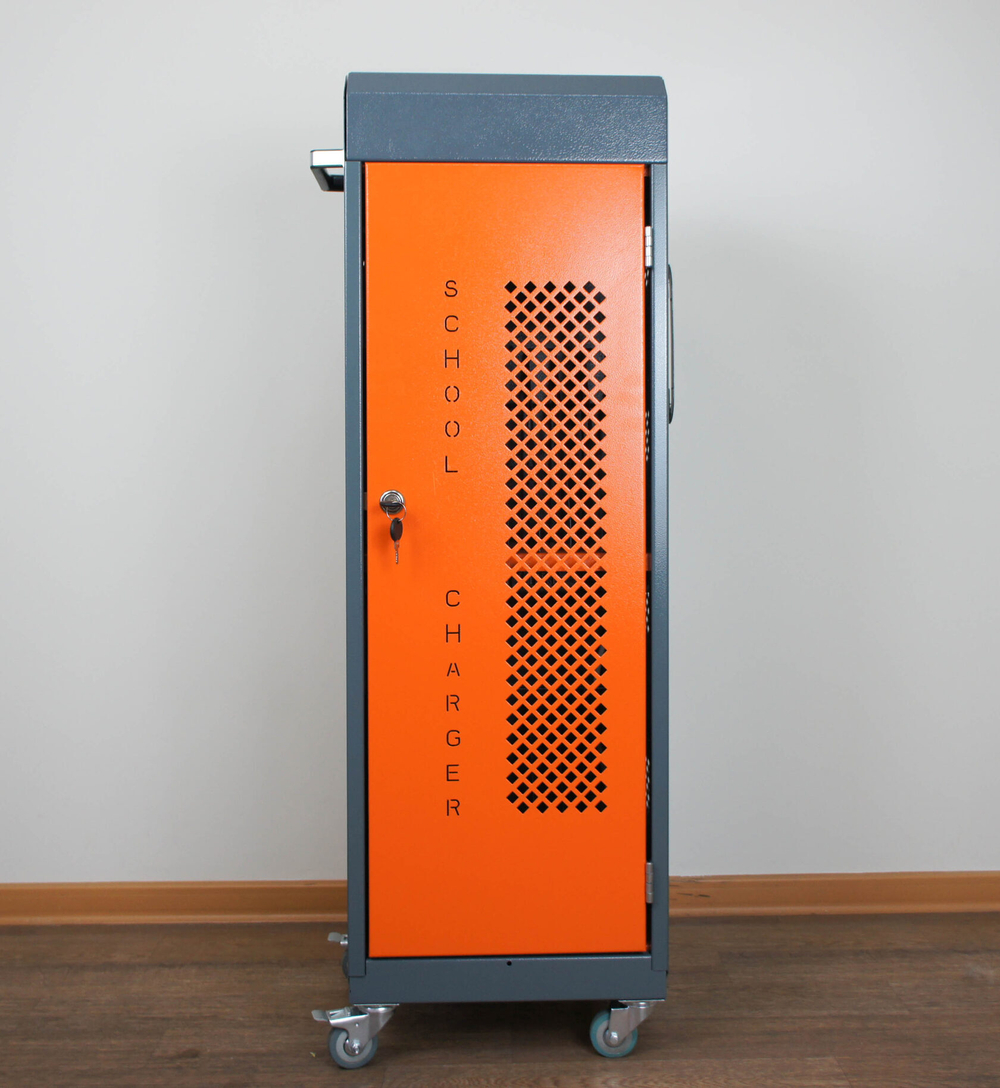 Навесной шкаф с USB выходами для зарядки 20 планшетов