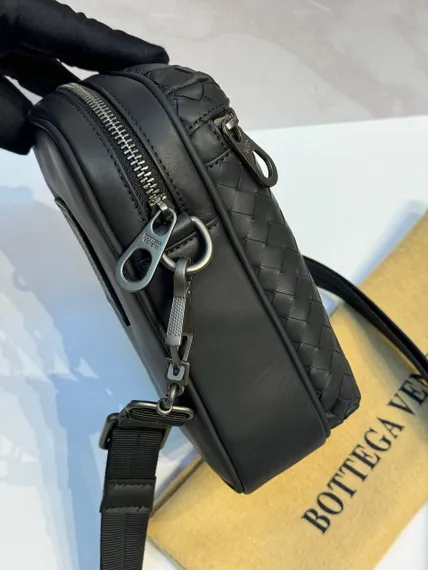 Сумка мессенджер Bottega Venetta, чёрный