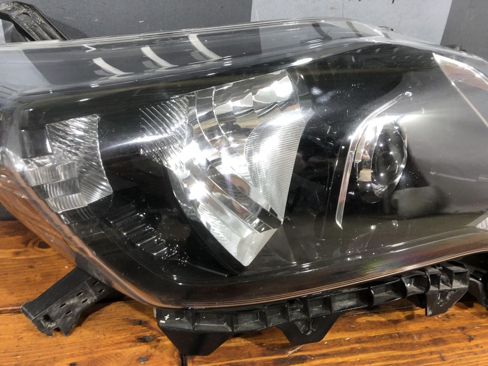 Фара правая Style Toyota Land Cruiser Prado 150 pZ36760535