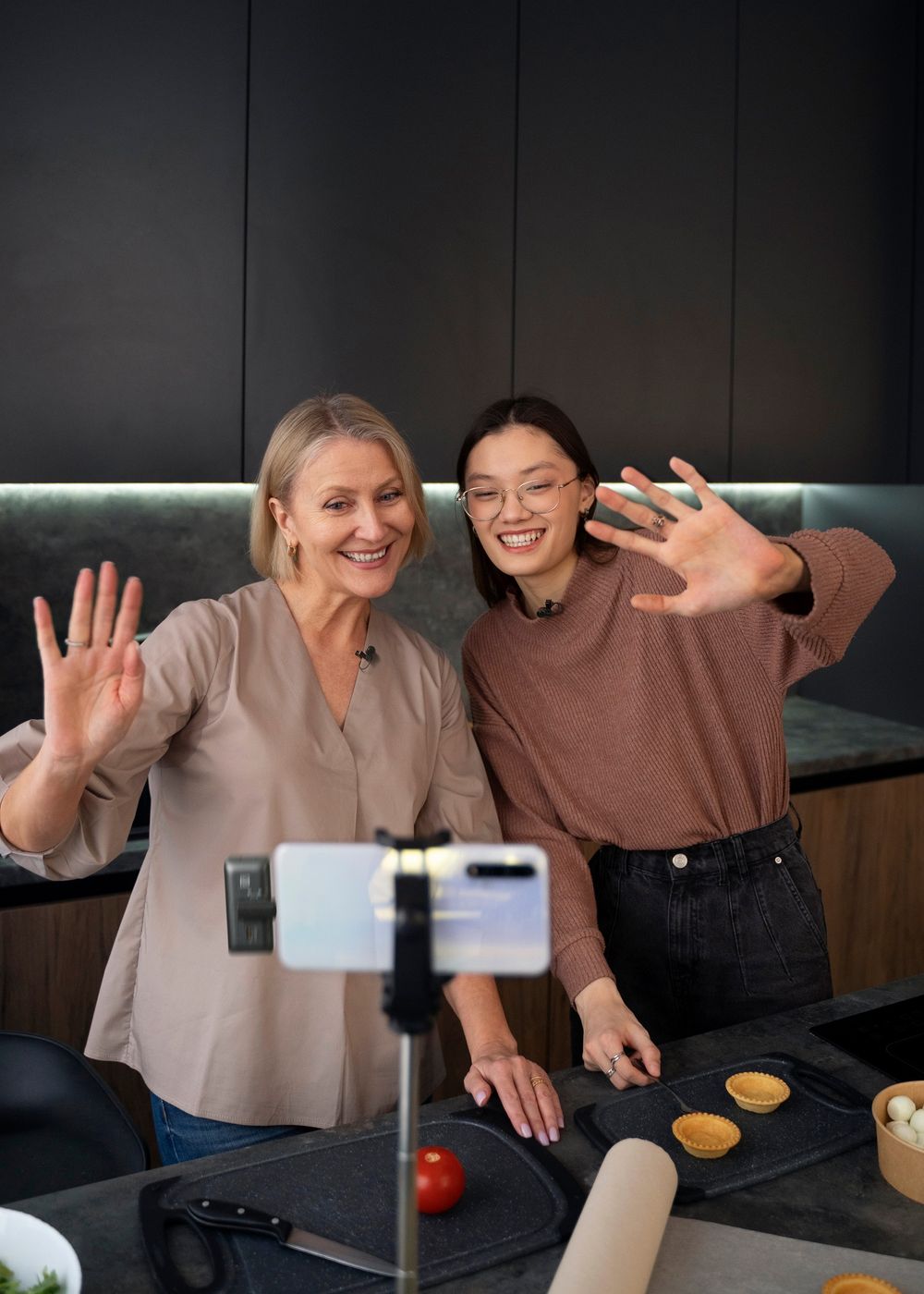 Saramonic Air 02 (TX+TX+RX) Радиосистема приемник + 2 передатчика