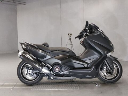 Yamaha T-Max 530
