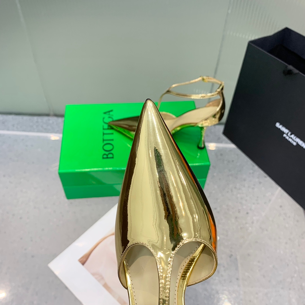 Bottega Veneta Rocket T-Bar Pump 9 cm