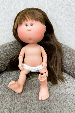 УЦЕНКА2 Кукла Nines виниловая 30см MIA CASE шарнирная без одежды (1210W)