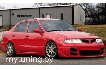 Передний бампер Mitsubishi Carisma I