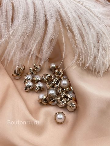 Пуговицы жемчужные в золоте