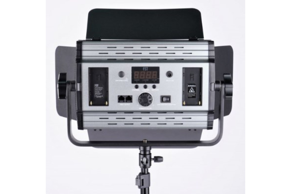 Светодиодный осветитель FST SFL-60BPro