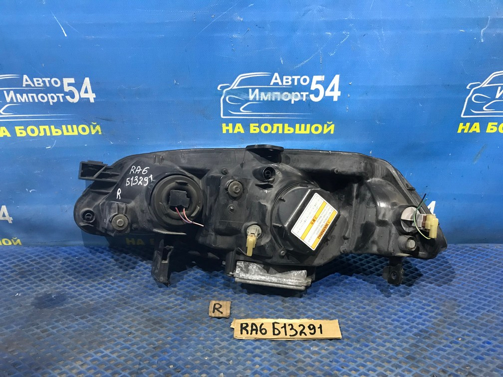 Фара передняя правая Honda ODYSSEY 1998-2004